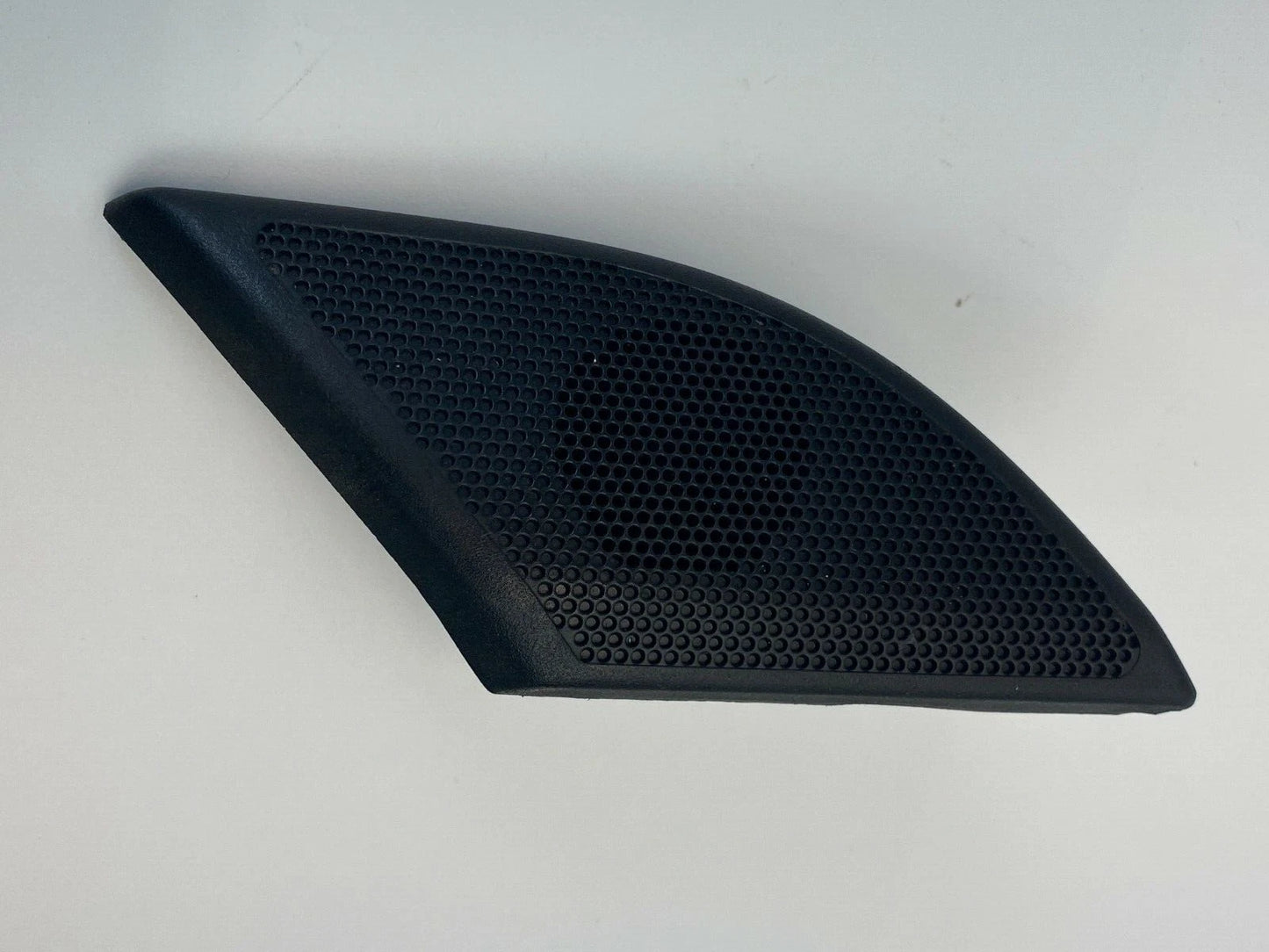 2008-2010 SATURN VUE FRONT LEFT DRIVER DOOR TWEETER W COVER GRILLE TRIM 96673602