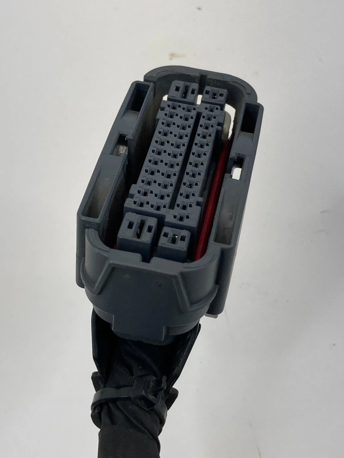 2014-2016 Kia Forte 1.8L A/T ABS Anti Lock Brake Pump Plug Connector OEM