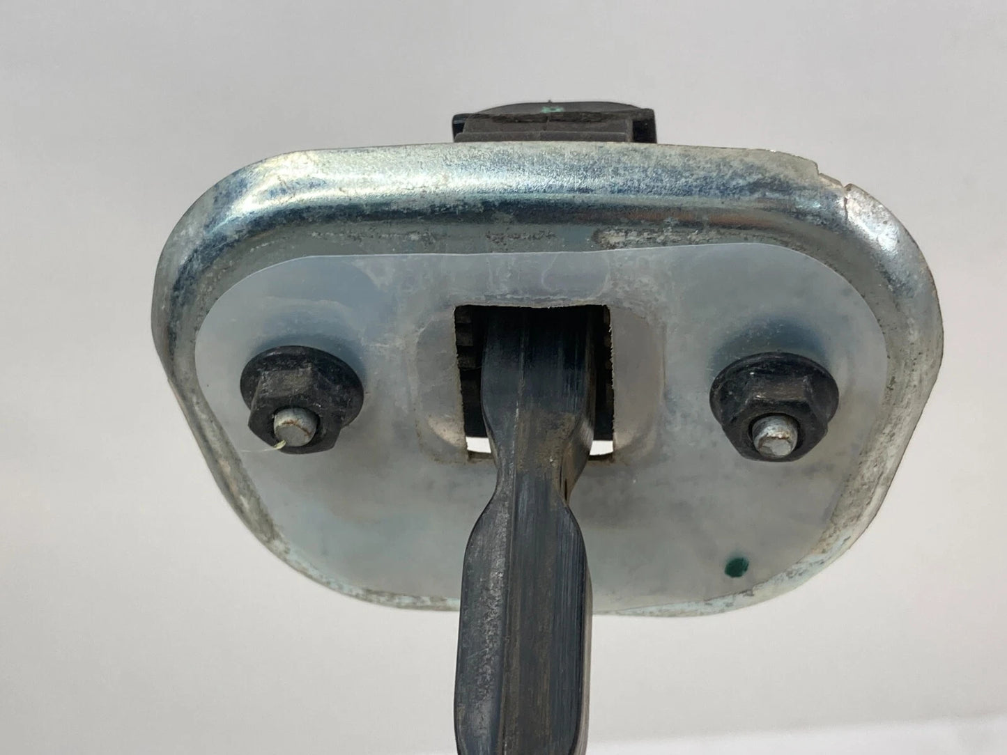 2006-2011 BUICK LUCERNE REAR RIGHT SIDE DOOR CHECK STOP STOPPER HINGE DETENT OEM