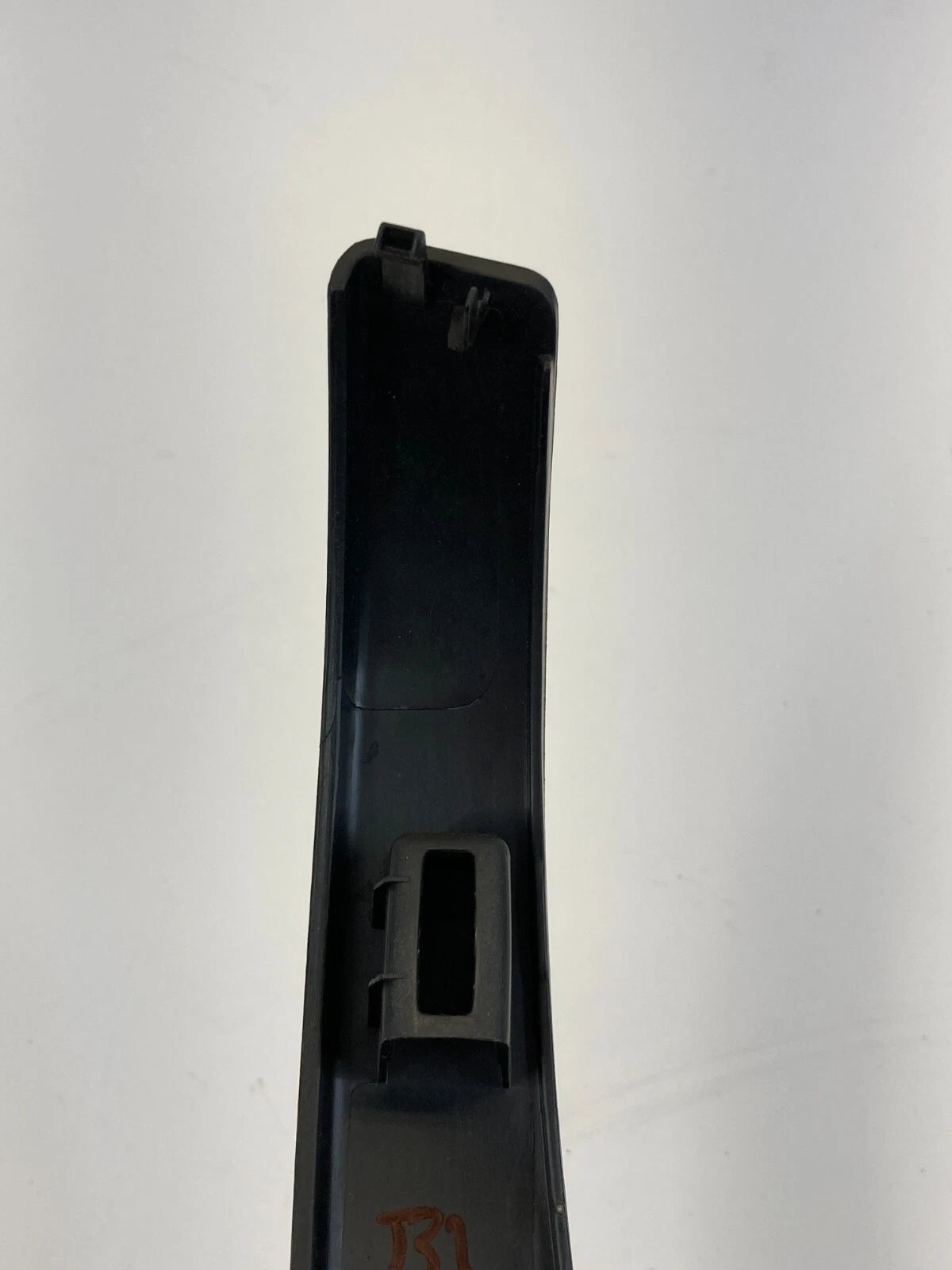09-12 CHEVY TRAVERSE REAR LEFT SIDE INNER DOOR PULL HANDLE COVER TRIM 15948058