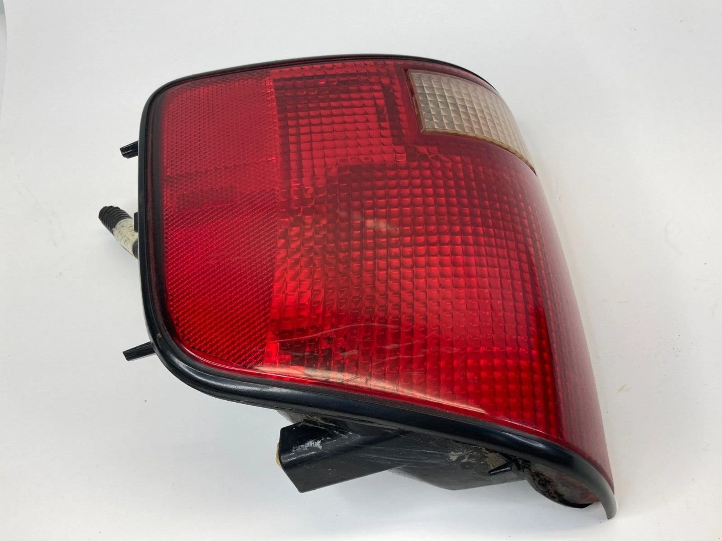 1994-2002 Chevrolet S10 Rear Right Passenger Side Tail Light Taillight Lamp OEM