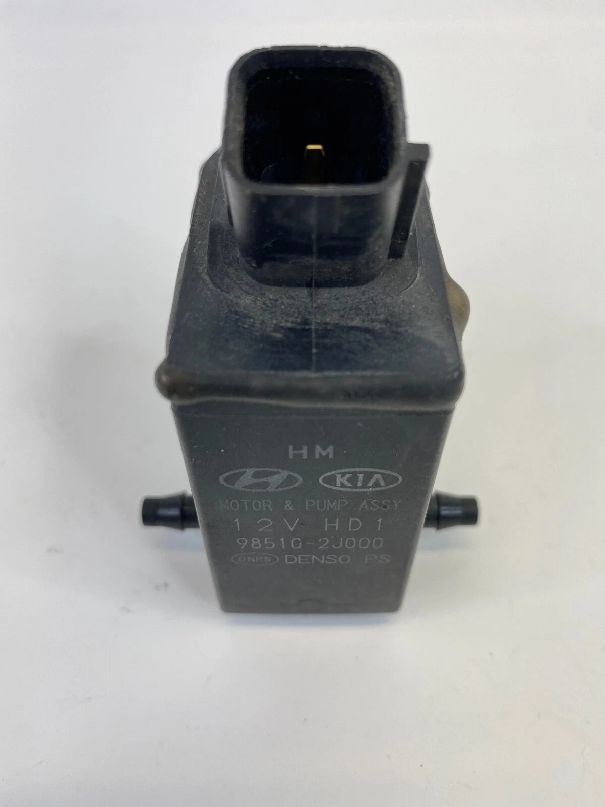 2006-2011 HYUNDAI ACCENT WINDSHIELD WIPER WASHER FLUID PUMP 98510-2J000 OEM