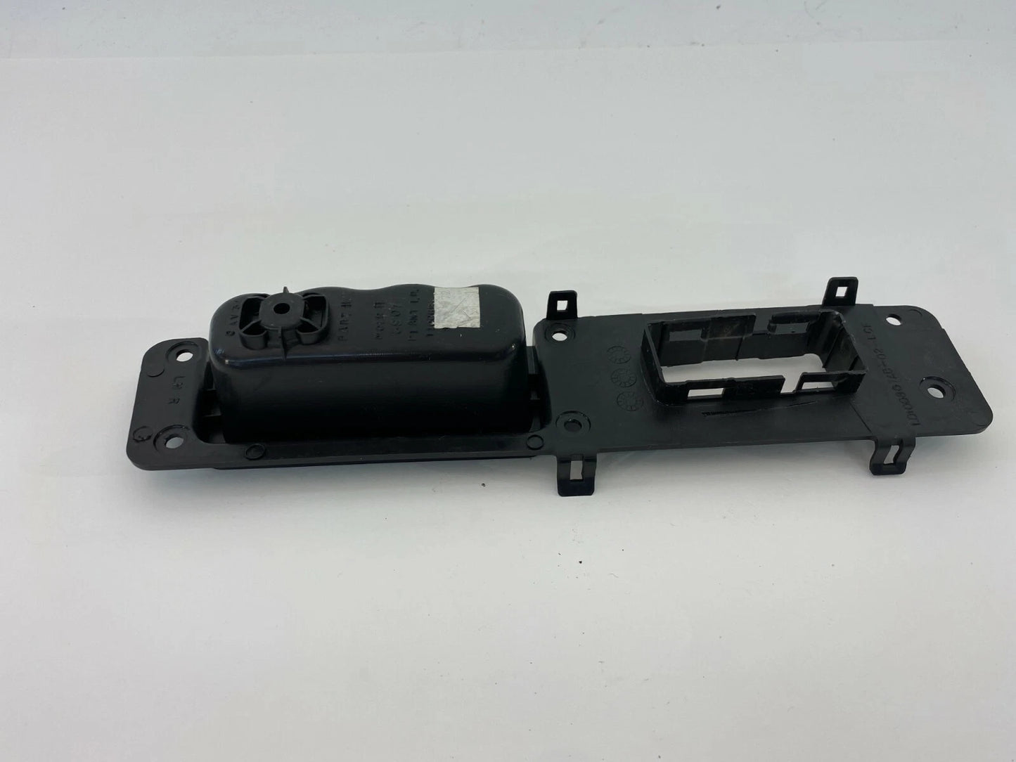 2007-2010 JEEP PATRIOT COMPASS FRONT LEFT DRIVER SIDE WINDOW SWITCH BASE