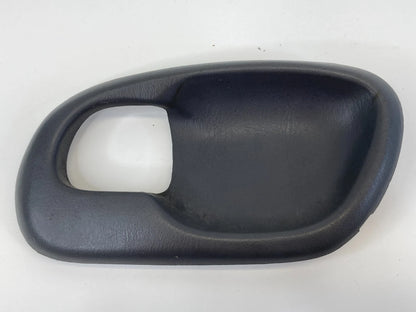 1997-2003 FORD F-150 FRONT LEFT SIDE INTERIOR DOOR HANDLE BEZEL XL34-1522677-AGW