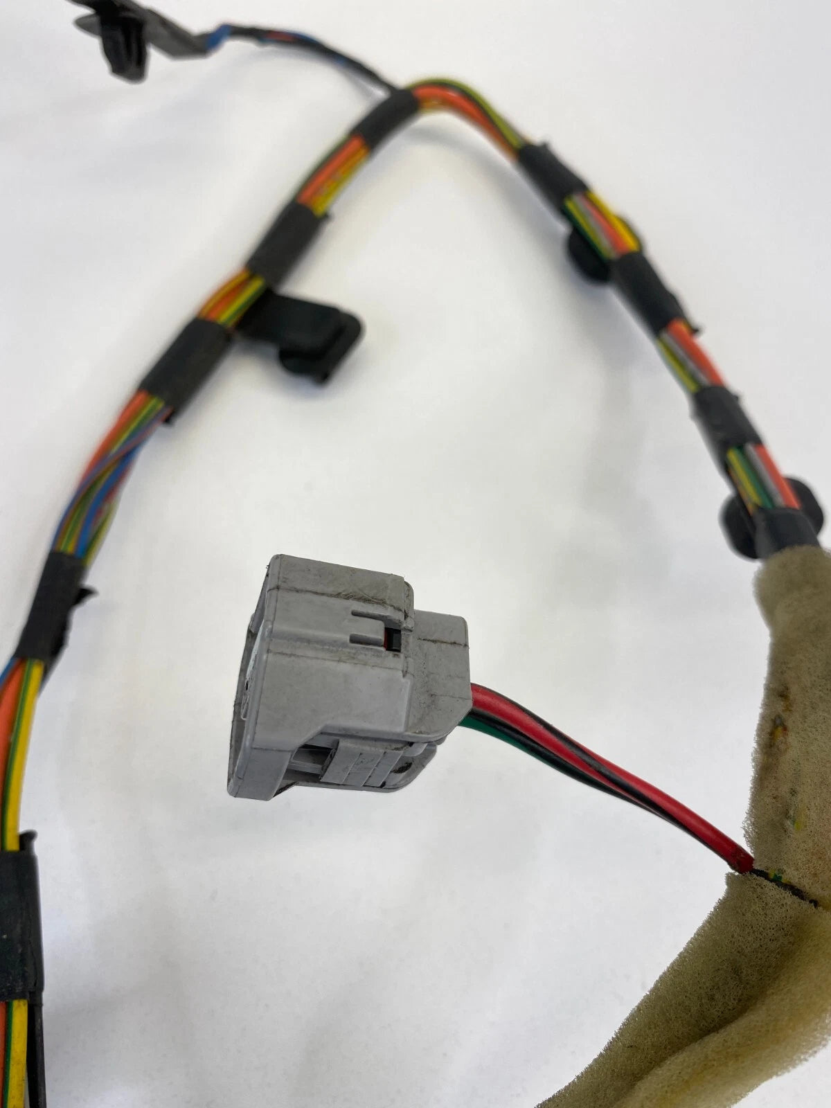 04-08 MITSUBISHI ENDEAVOR REAR RIGHT SIDE DOOR HARNESS WIRING WIRE 8512A118 OEM