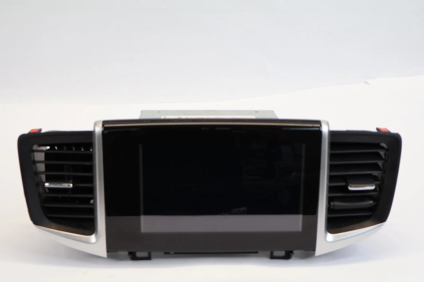 16-19 HONDA PILOT RADIO GPS AUDIO NAVIGATION 8" DISPLAY UNIT W AC VENTS TRIM OEM