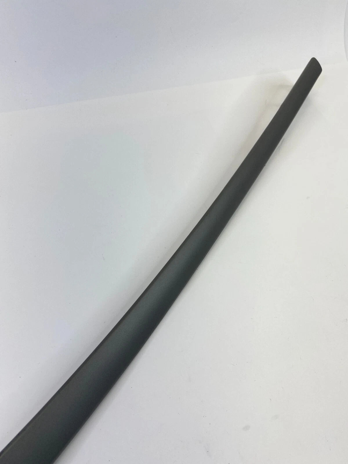 2002-2005 BMW 745I REAR RIGHT DOOR PANEL COVER TRIM MOLDING 5142702449402 OEM
