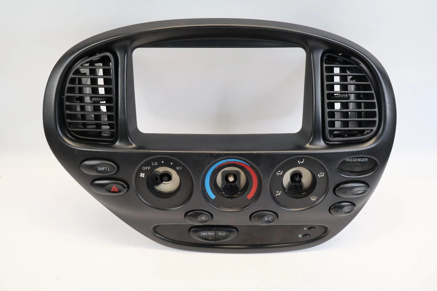 04-06 TOYOTA TUNDRA DOUBLE CAB DASH RADIO CLIMATE CONTROL BEZEL OEM 840100C76100