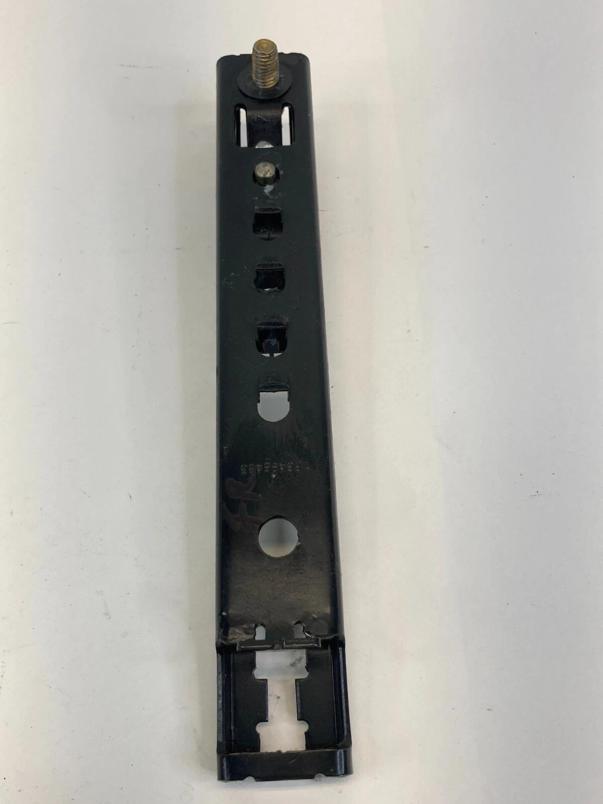 2002-2005 FORD EXPLORER FRONT RIGHT SIDE SEAT BELT HEIGHT ASSEMBLY ADJUSTER OEM