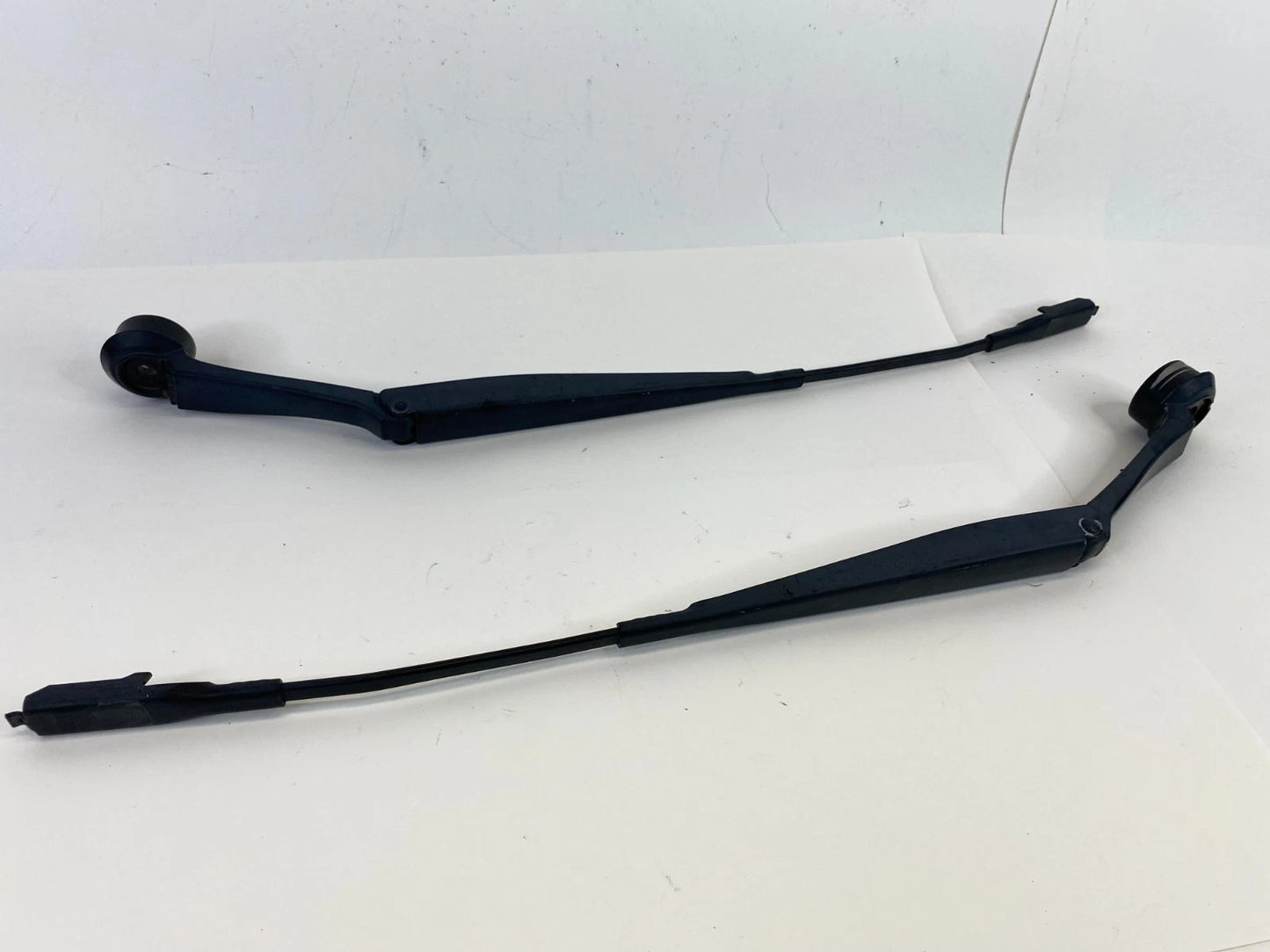 2013-2020 FORD FUSION FRONT WINDSHIELD WIPER ARM PAIR LEFT & RIGHT SET OEM