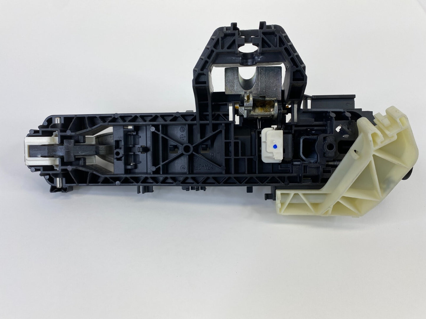 2006-2016 Mercedes-Benz E350 Rear Left Back Exterior Door Handle A204-760-21-34