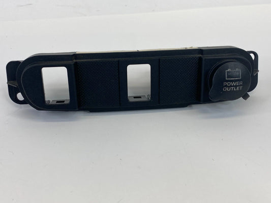 2001-2005 CHRYSLER PT CRUISER DASH SWITCH SURROUND TRIM BEZEL W/ POWER OUTLET