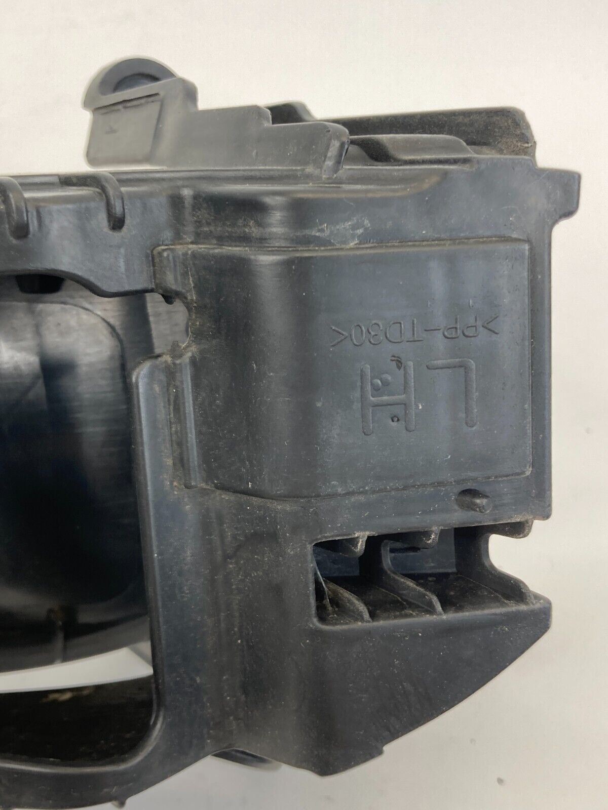 2011-2013 Hyundai Sonata Front Left Driver Side Fog Light Lamp 92201-3QXXX OEM