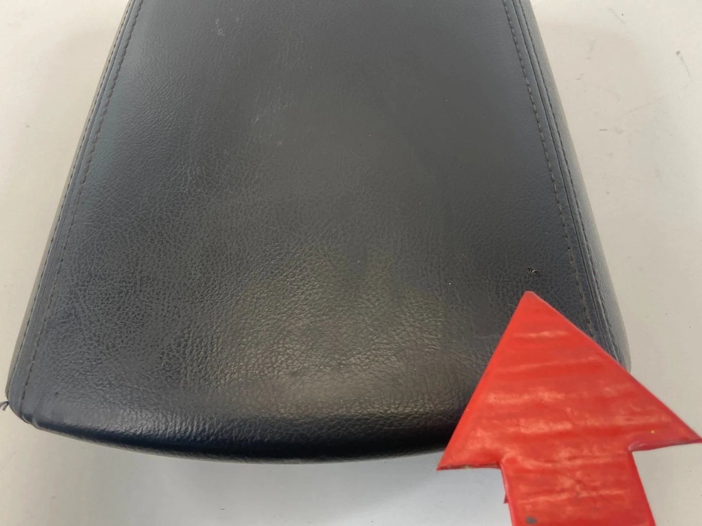 2011-2015 FORD EXPLORER CENTER CONSOLE ARMREST ARM REST LID BB53-78045C74-A