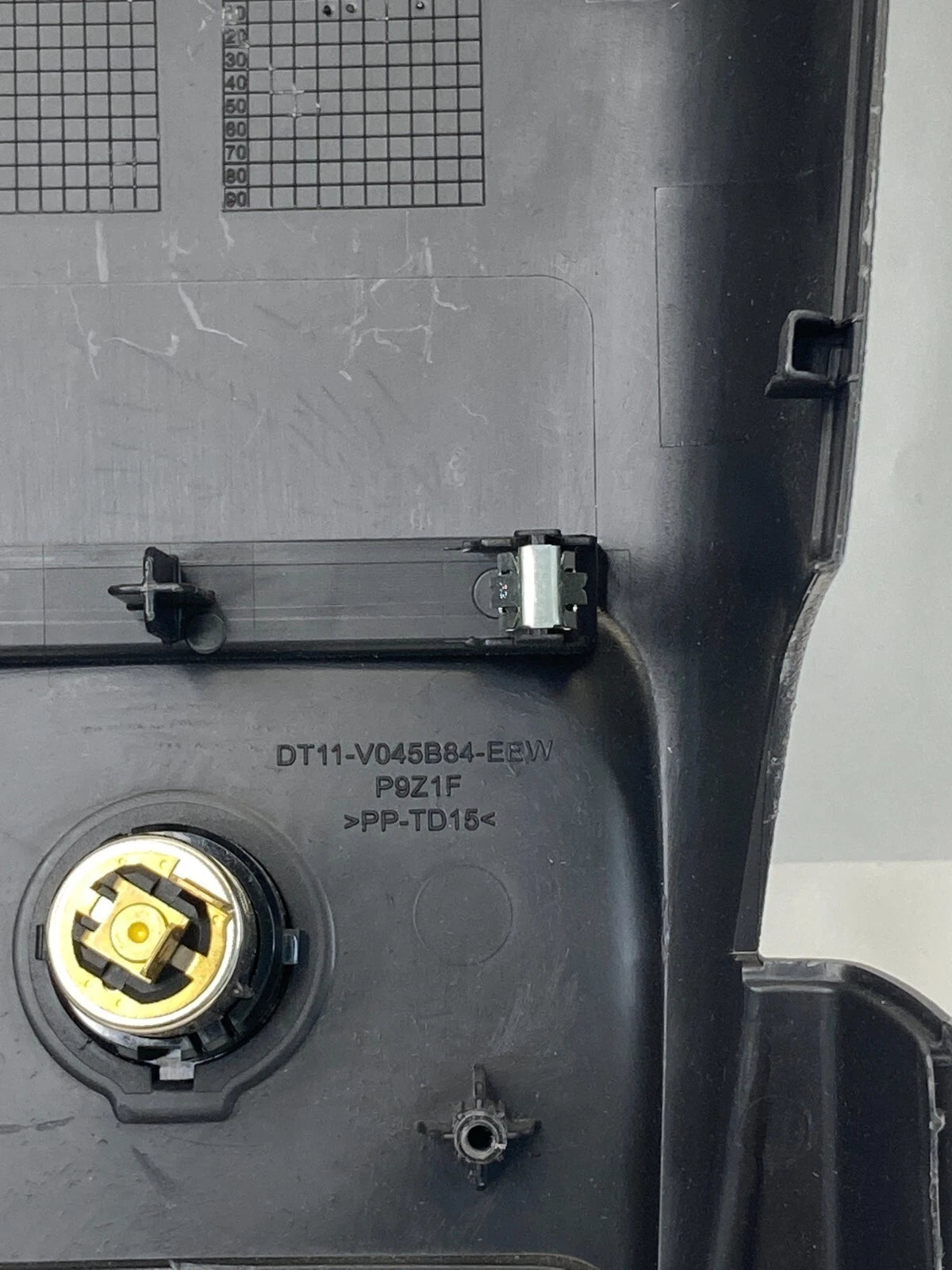 2014-2018 FORD TRANSIT CONNECT REAR CENTER CONSOLE POWER OUTLET TRIM PANEL COVER