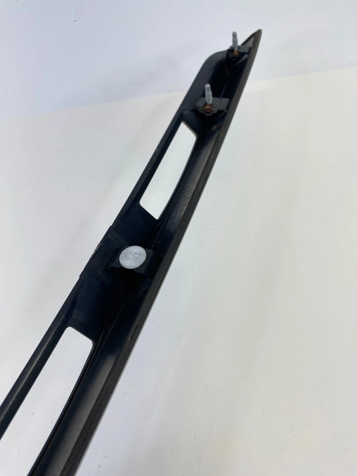 2002 2003 Lexus ES300 Trunk Lid Handle Exterior Molding Panel Trim 08409-33020