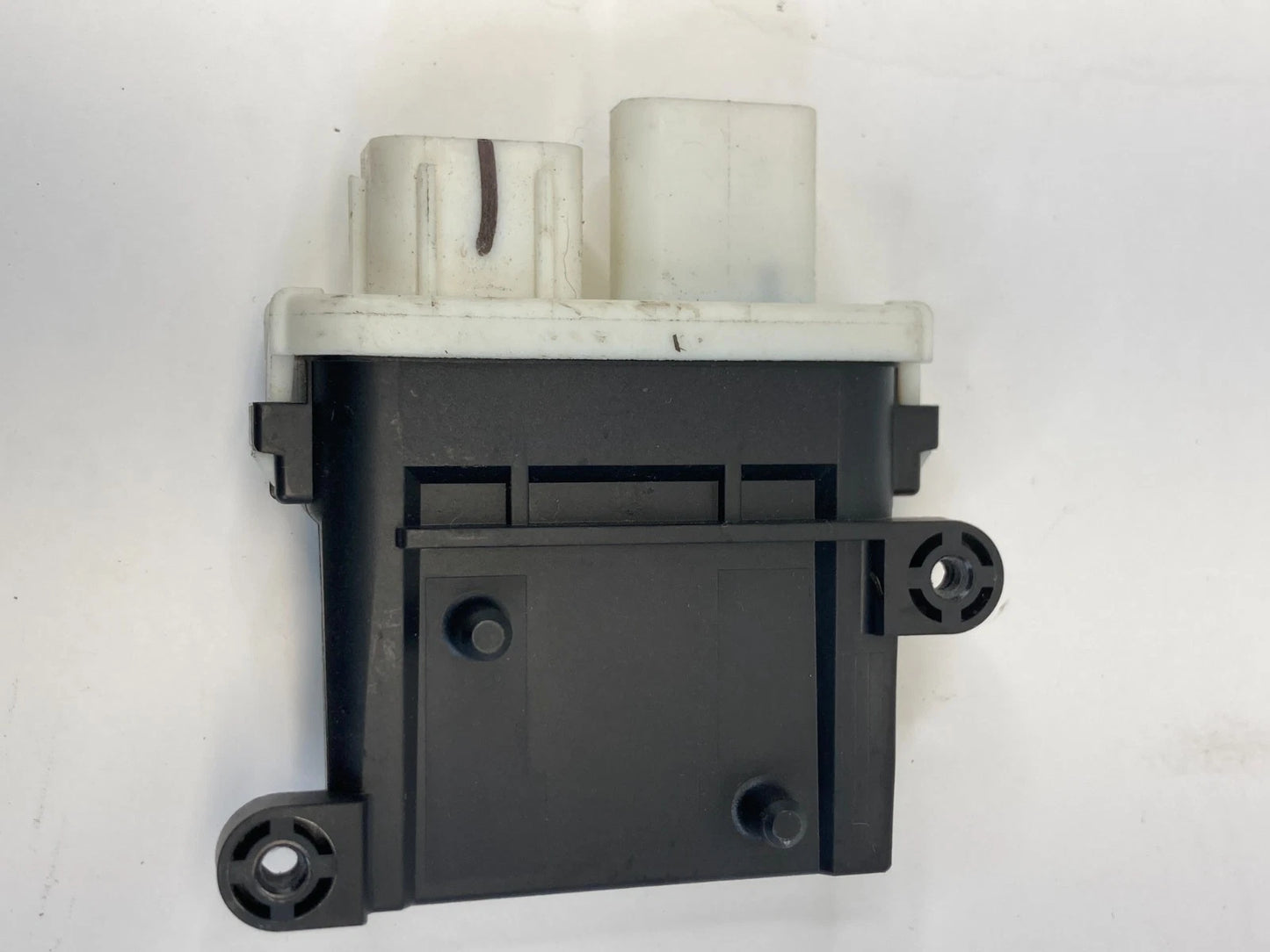 2015-2017 Kia Rio Front Passenger Seat Occupant Occupancy Module Sensor OEM