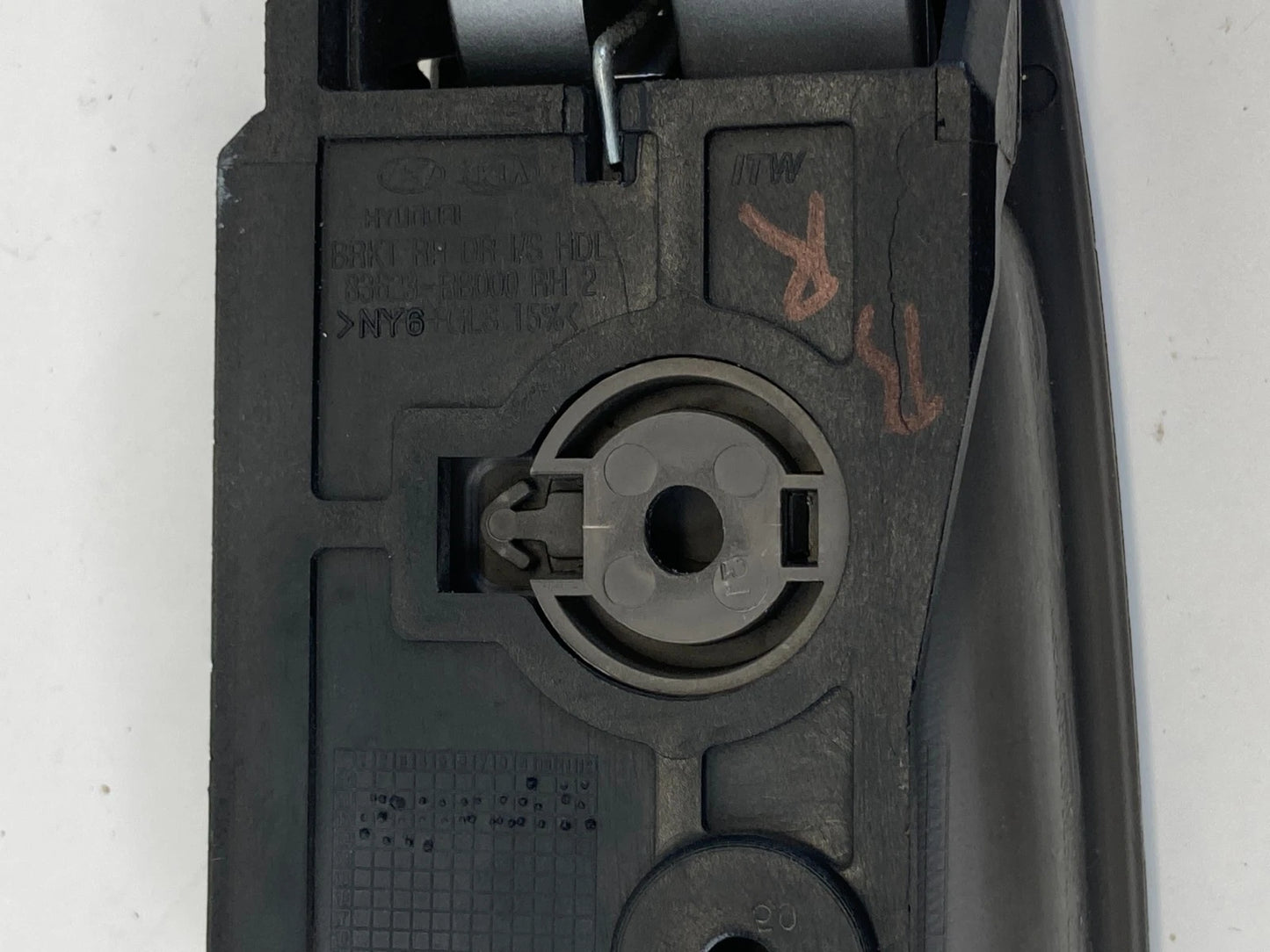 2012-2017 HYUNDAI ACCENT REAR RIGHT SIDE INSIDE INTERIOR DOOR HANDLE 83623-RB000