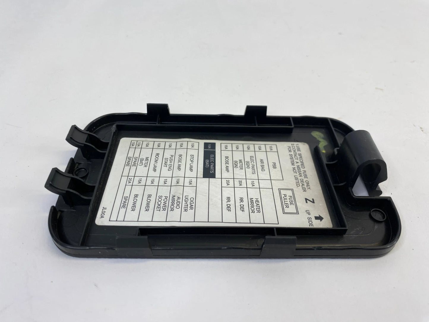 2008-2013 INFINITI G37 FRONT DASH LEFT DRIVER SIDE KICK PANEL FUSE BOX COVER OEM