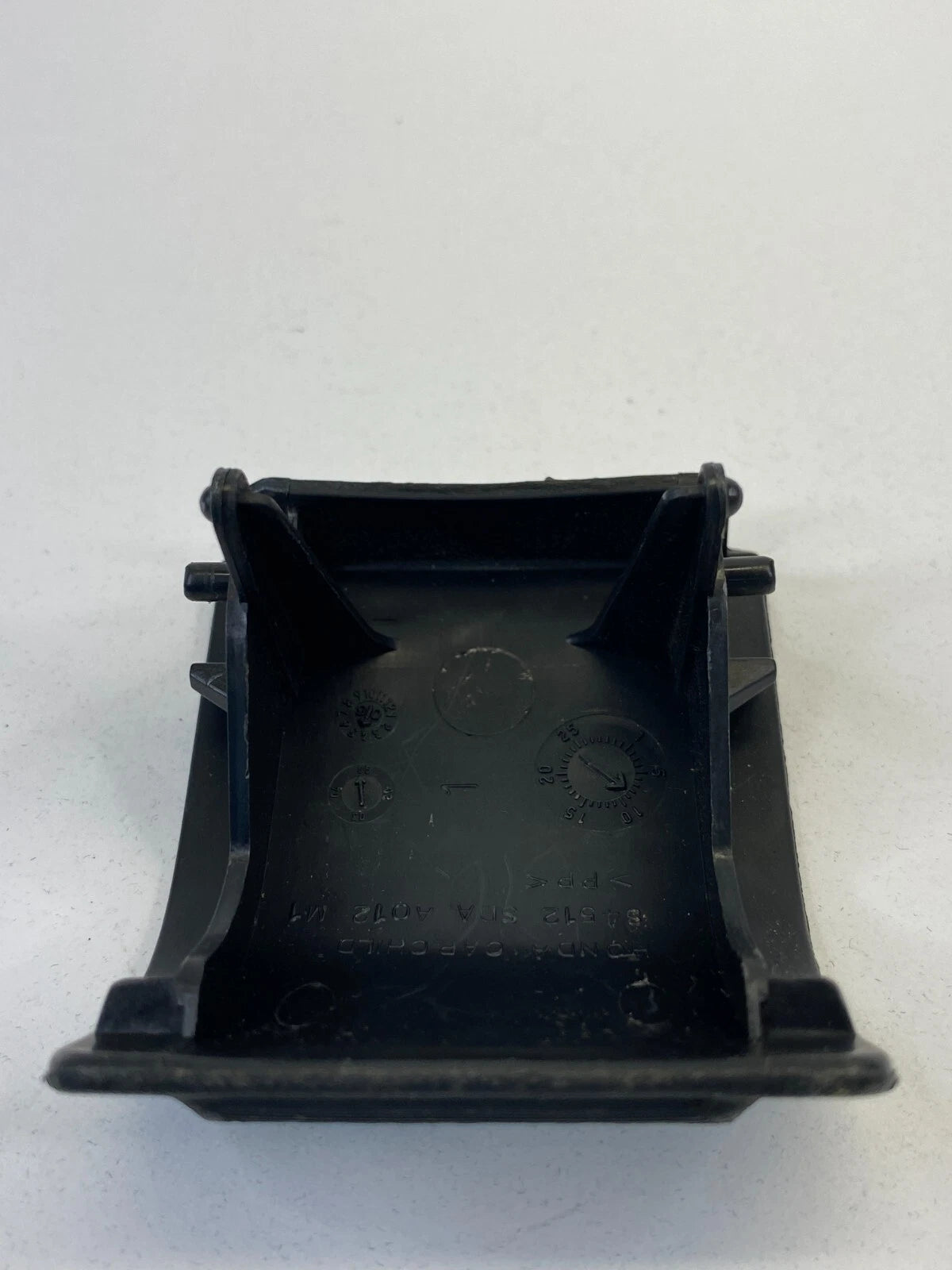 2003-2007 HONDA ACCOD SEDAN REAR BODY CHILD ANCHOR COVER TRIM RESTRAIN 84512SDA