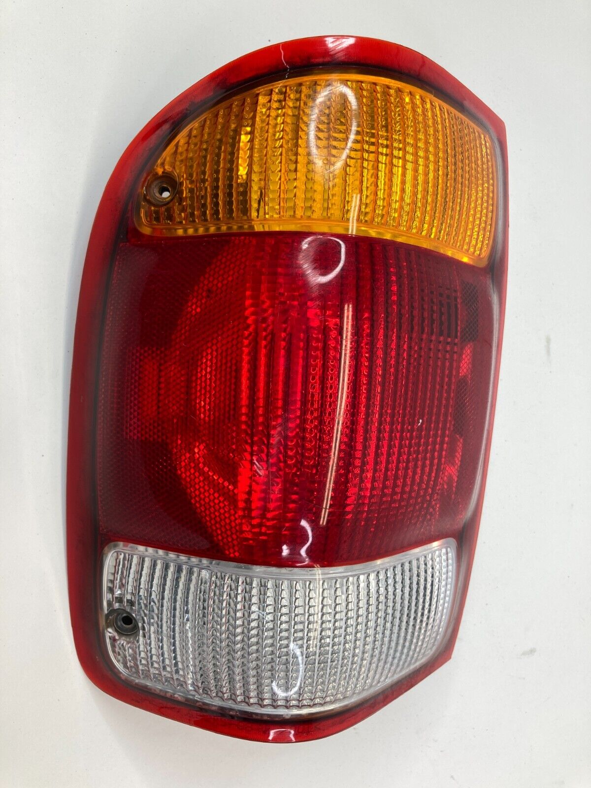 1998 1999 Ford Ranger Rear Left Driver Tail Light Taillight Lamp F87B-13B505-D