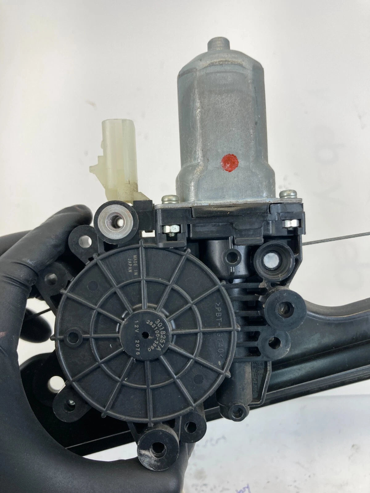 2006-2010 JEEP COMMANDER REAR RIGHT PASSENGER POWER WINDOW REGULATOR 55396482AC