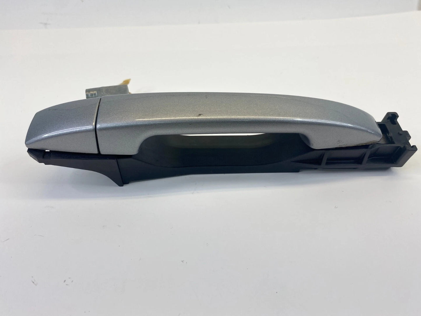 2010-2014 SUBARU LEGACY REAR RIGHT SIDE EXTERIOR DOOR HANDLE ASSEMBLY OEM