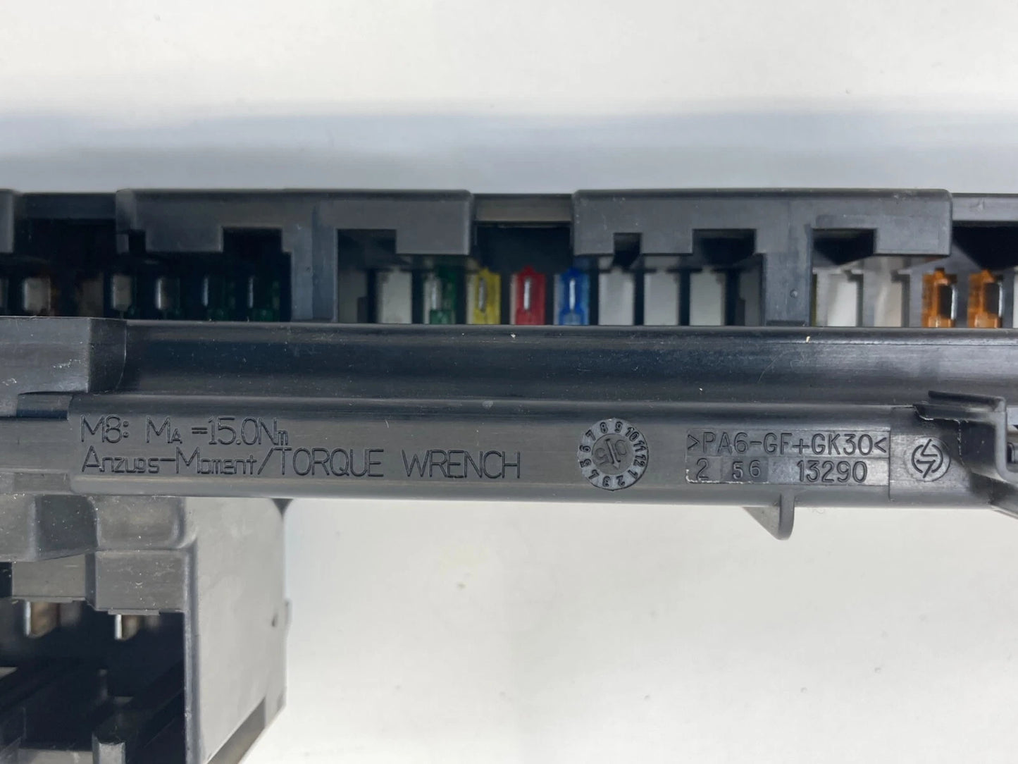 2004-2007 BMW 530I 3.0L FUSE BOX RELAY JUNCTION UNDER DASH 6114695733001 OEM