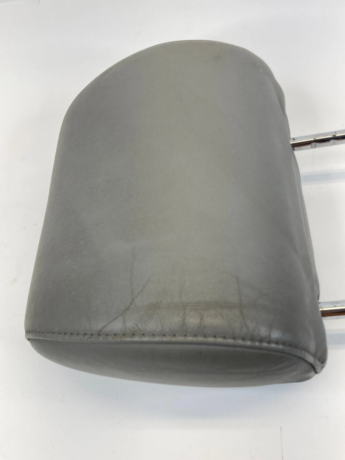 2004-2007 TOYOTA HIGHLANDER FRONT LEFT DRIVER SIDE SEAT HEADREST HEAD REST OEM