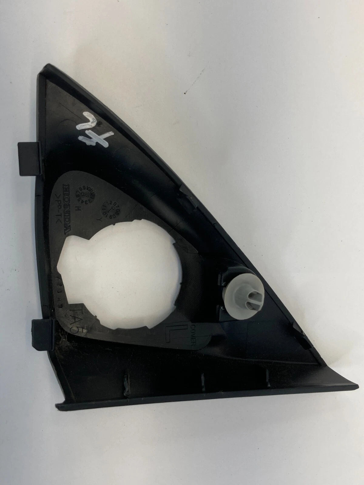 2008-2012 HONDA ACCORD SEDAN FRONT LEFT SIDE INNER DOOR MIRROR CORNER COVER TRIM