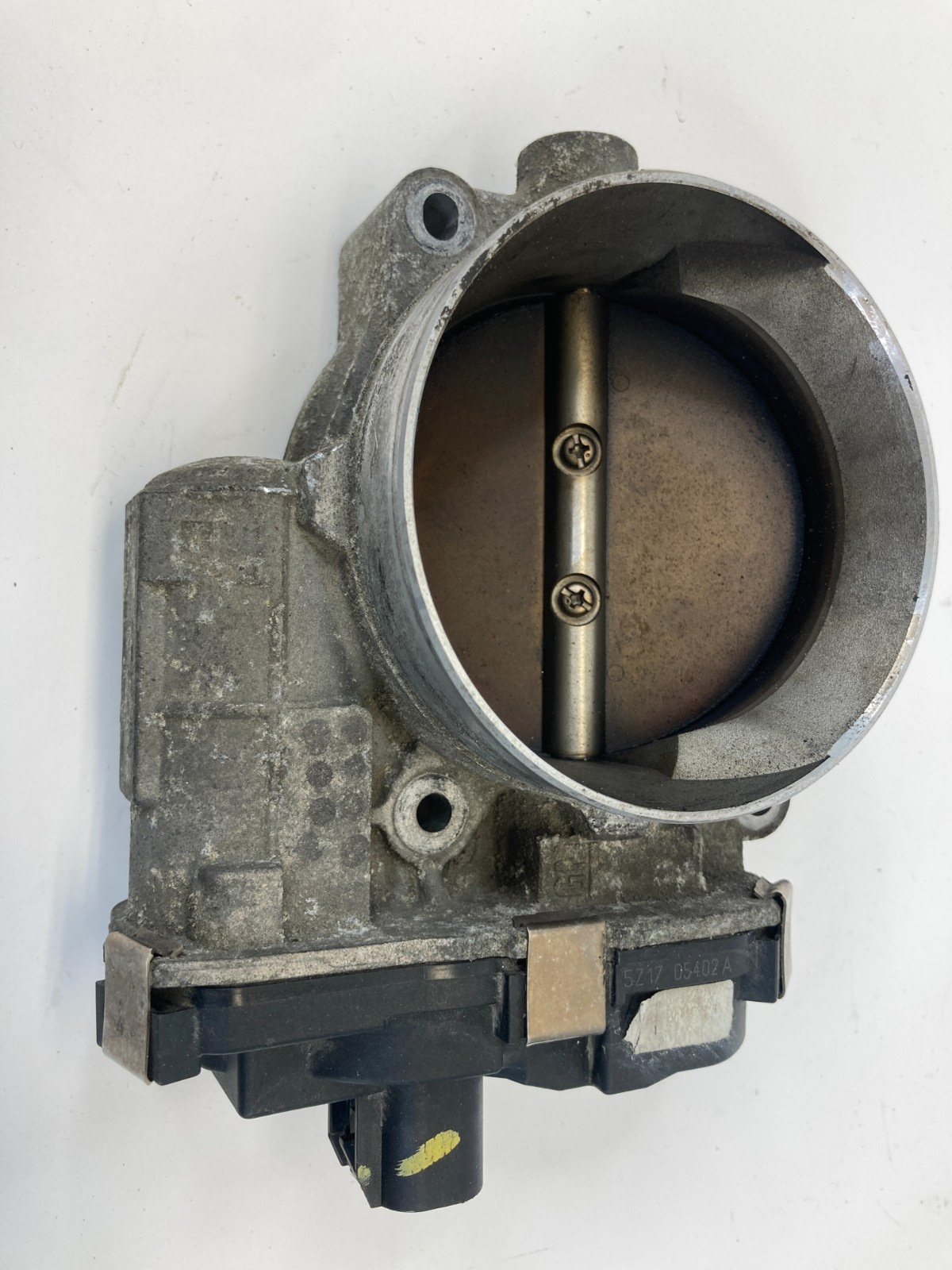 2007 2008 GMC Yukon Chevrolet Tahoe 5.3L 16V 4WD AT Throttle Body Throttle Valve