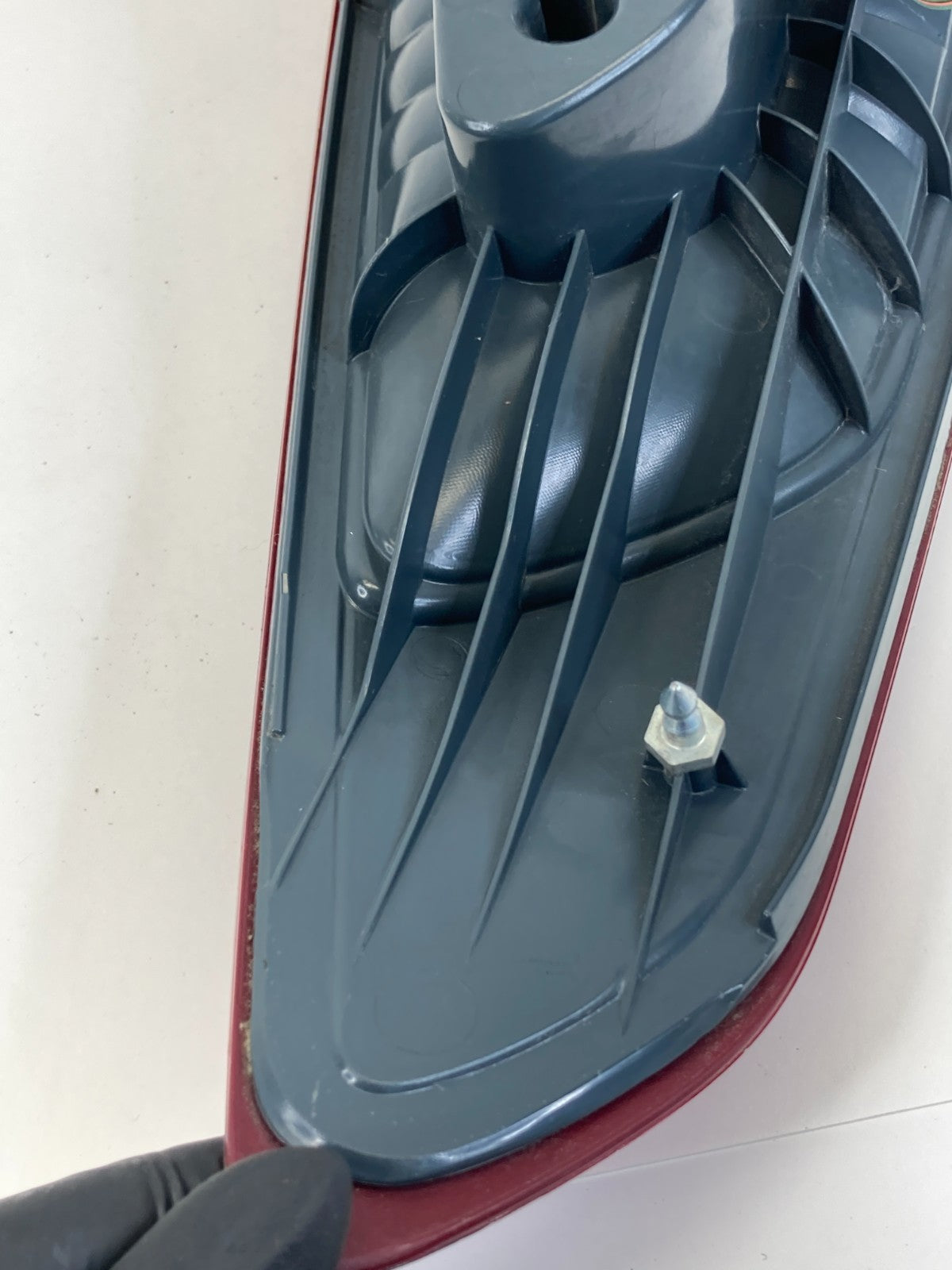 2013-2016 Ford Fusion Rear Right Outer Tail Light Taillight Lamp DS73-13404-AK