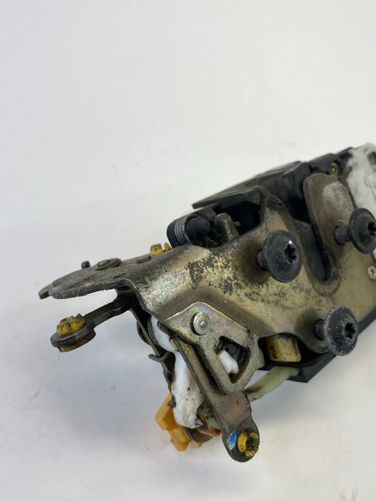 1999-2005 PONTIAC GRAND AM FRONT RIGHT DOOR LOCK LATCH ACTUATOR 16639868 OEM