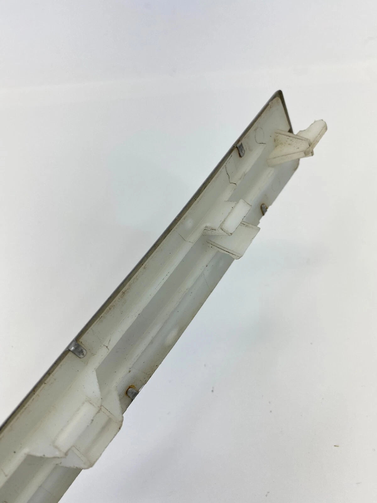 2002 2003 MERCEDES-BENZ ML320 REAR LEFT SIDE DOOR SCUFF PLATE MOULDING OEM
