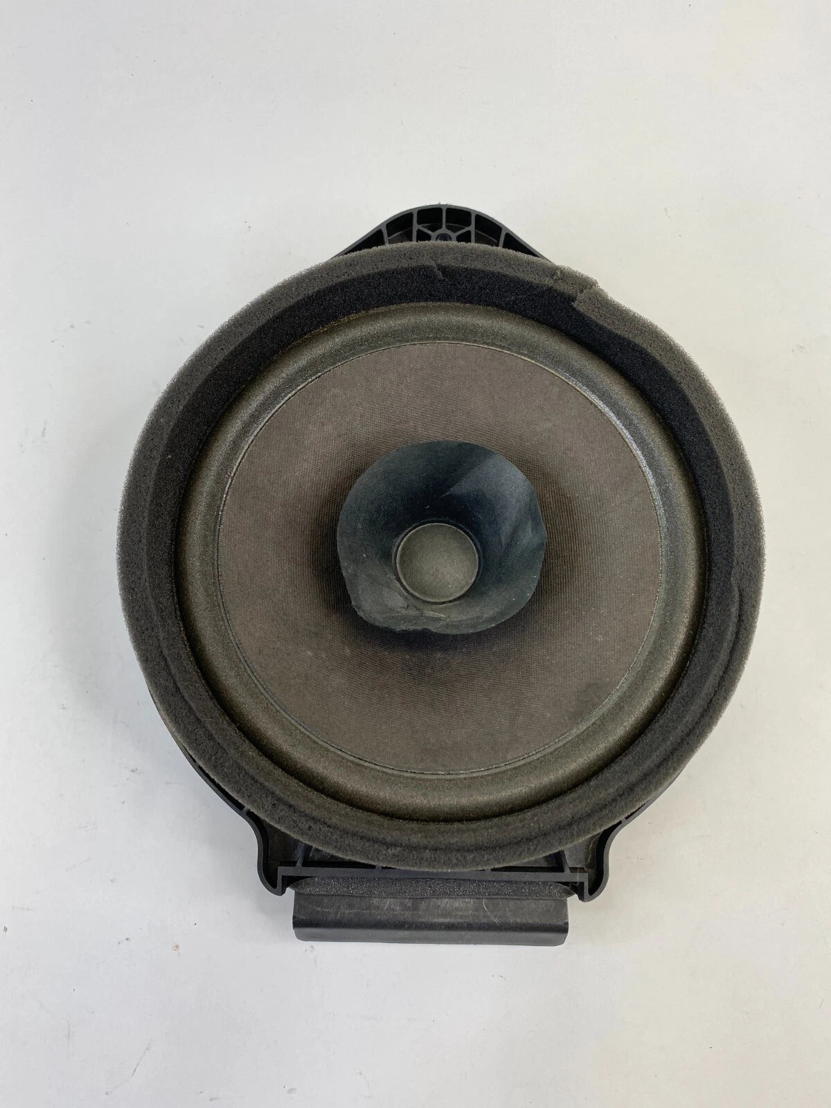 11-16 CHEVROLET CRUZE 11-17 BUICK REGAL REAR LEFT SIDE DOOR SPEAKER AUDIO OEM