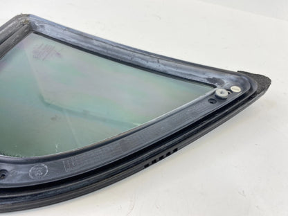 2003-2011 SAAB 9-3 SEDAN REAR RIGHT DOOR WINDOW VENT QUARTER GLASS 12804490 OEM