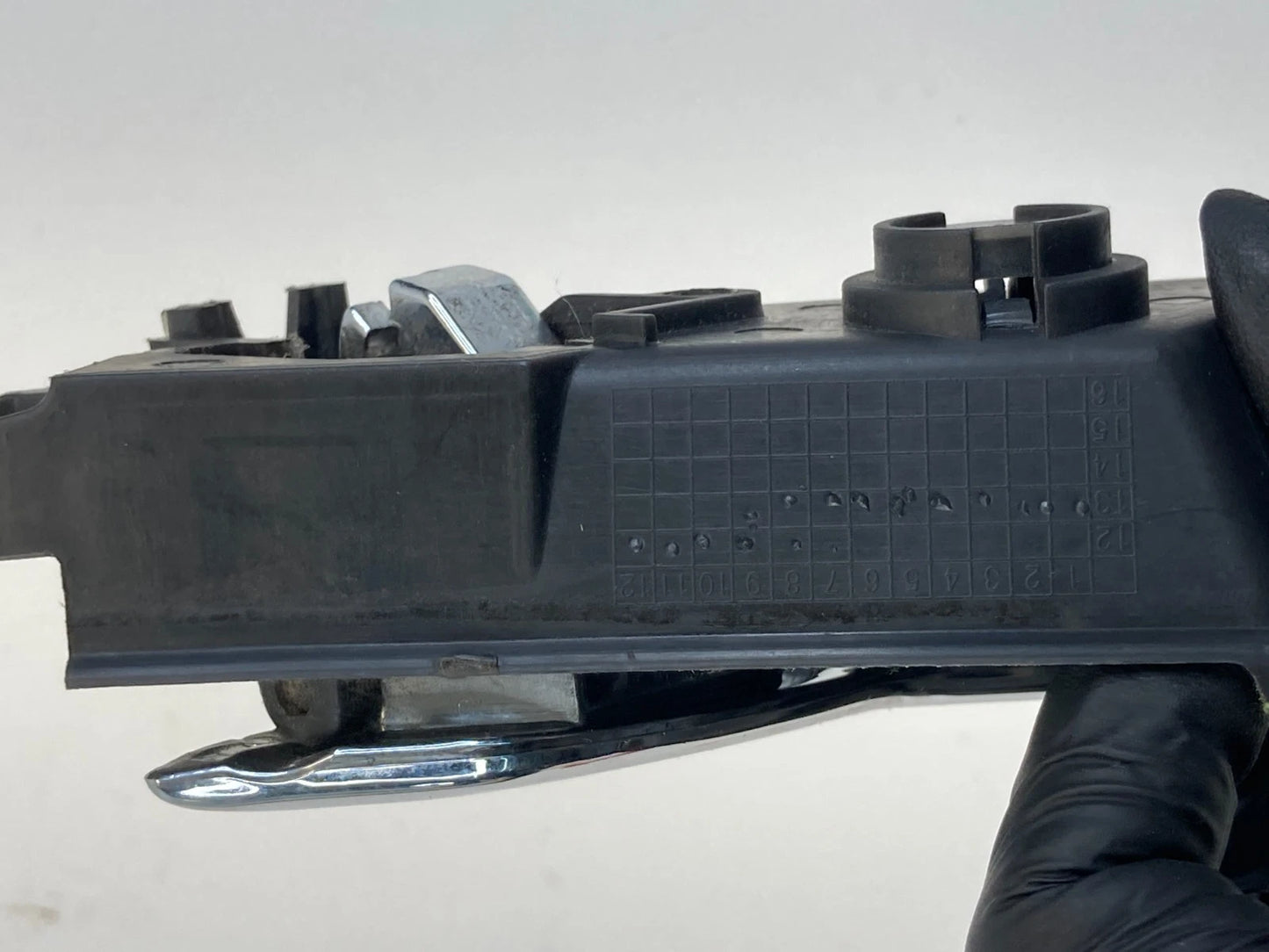 2012-2015 CHEVROLET CAPTIVA SPORT FRONT LEFT SIDE INTERIOR DOOR HANDLE 96660863
