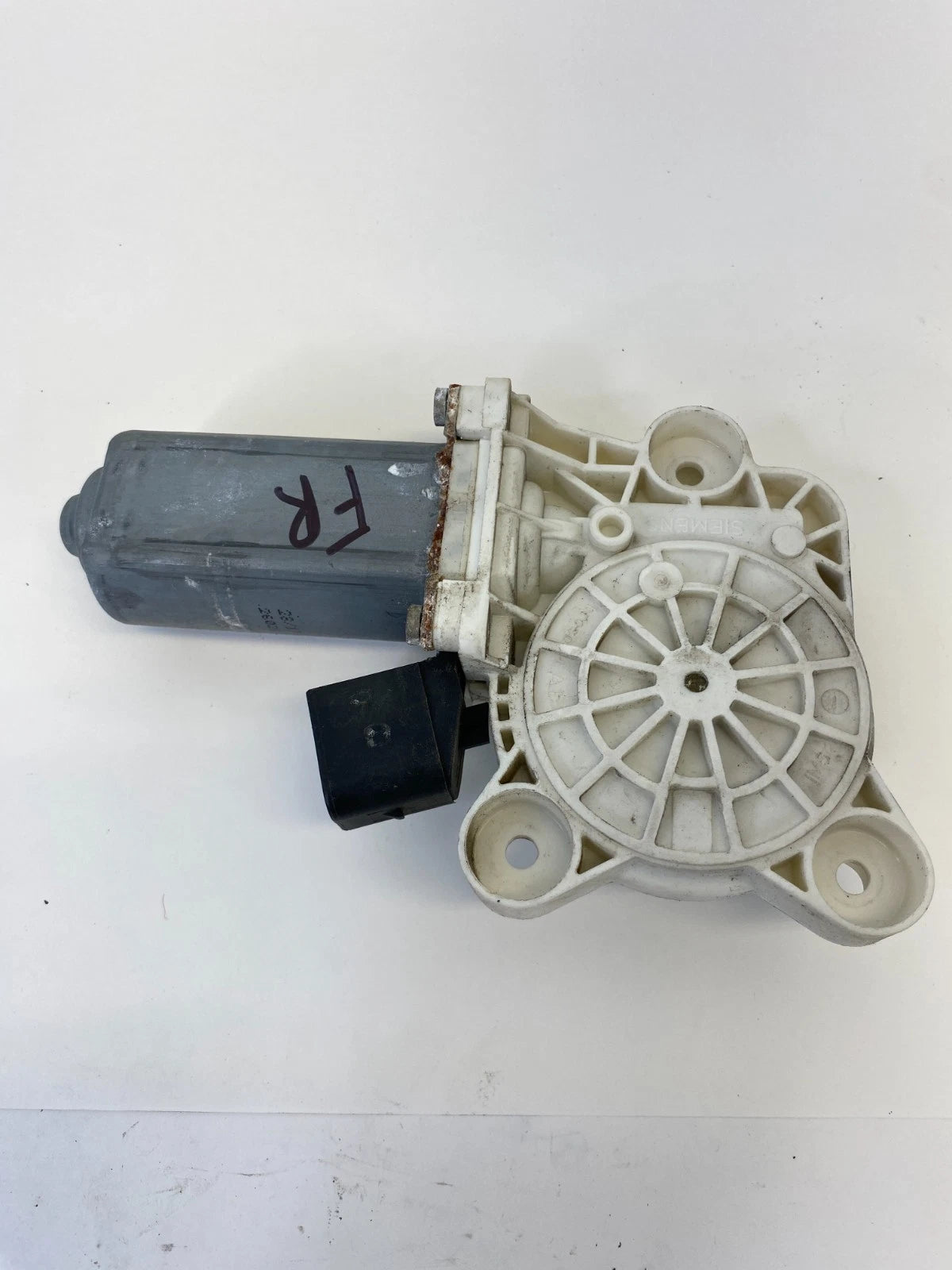 2000-2006 MERCEDES W220 S430 S500 FRONT RH PASSENGER SIDE POWER WINDOW MOTOR OEM