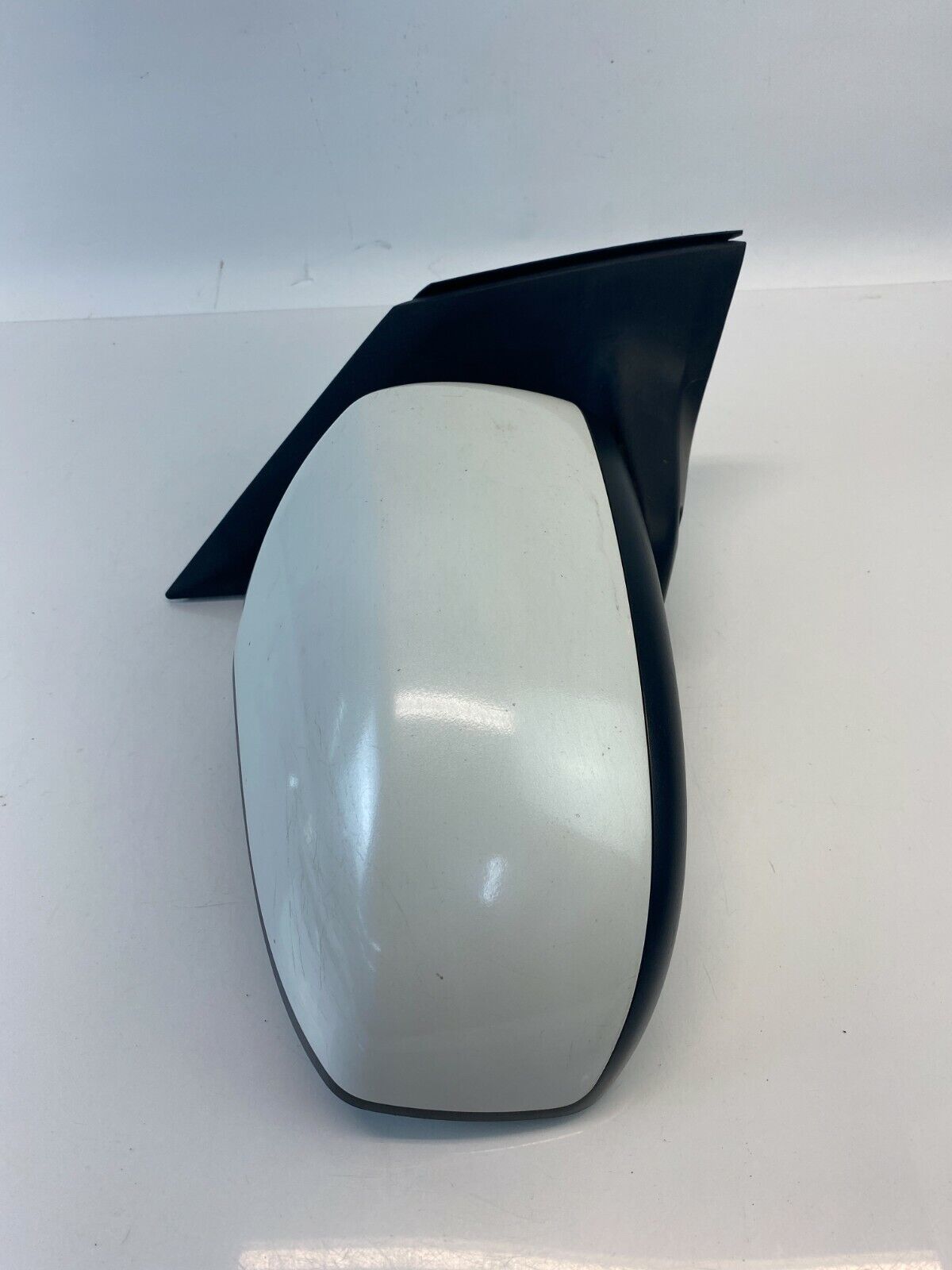 2014-2018 Mitsubishi Mirage Front Right Side View Power Mirror E11026941 OEM