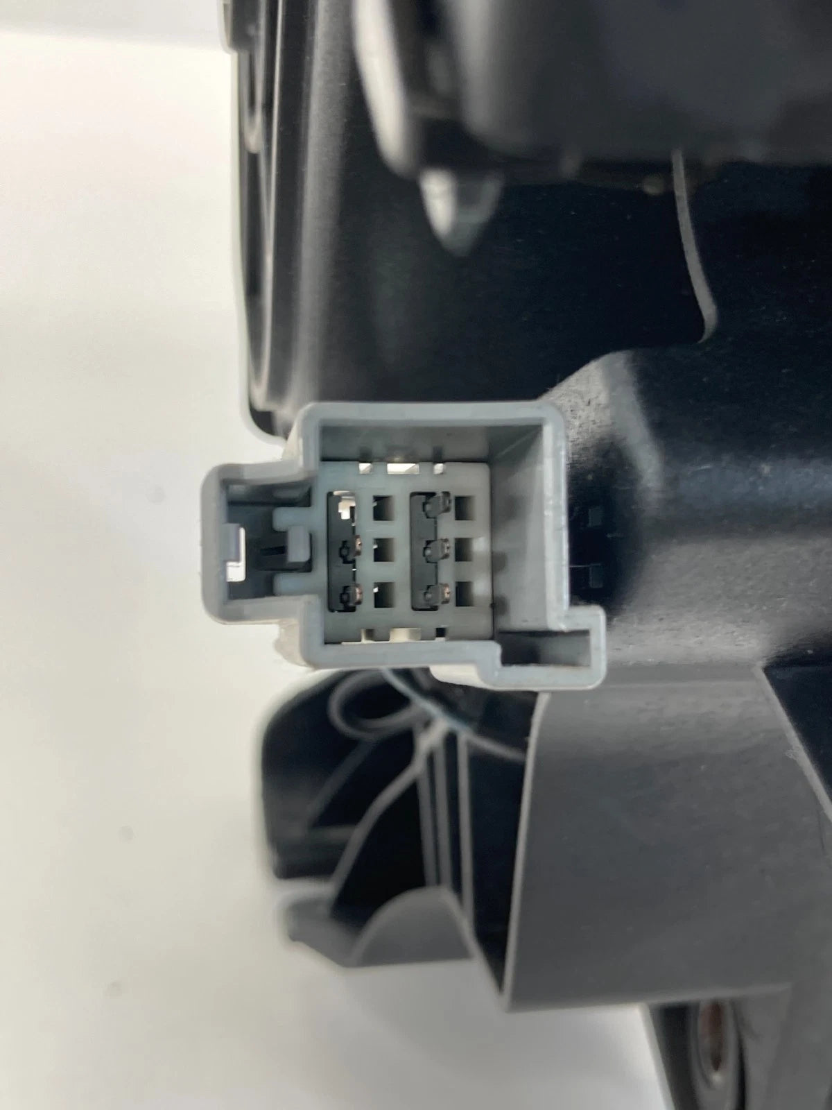 2011-2016 CHRYSLER TOWN & COUNTRY 3.6L AT GEAR SELECTOR SHIFT SHIFTER LEVER OEM