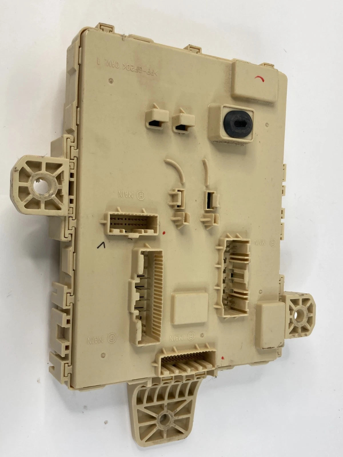 2013 2014 HYUNDAI SANTA FE INTERIOR CABIN JUNCTION FUSE BOX RELAY 91950-B8520