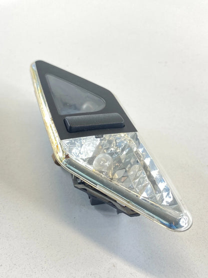 2001-2005 BMW 330XI 325I REAR RIGHT SIDE ROOF READING LIGHT LAMP 007-877-02 OEM