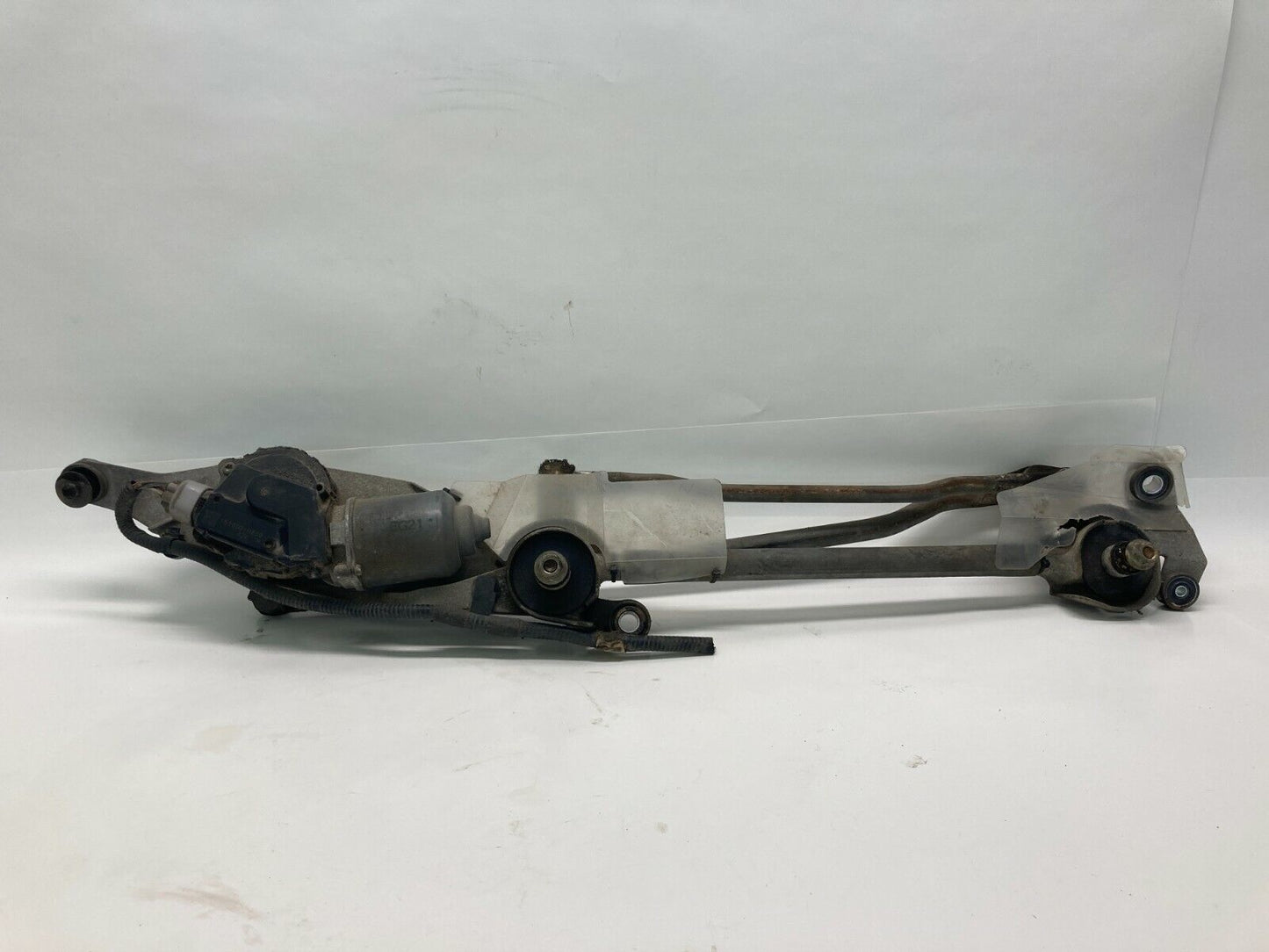 2007-2012 Mazda CX-7 Windshield Wiper Transmission Linkage w/ Motor 159300-0800