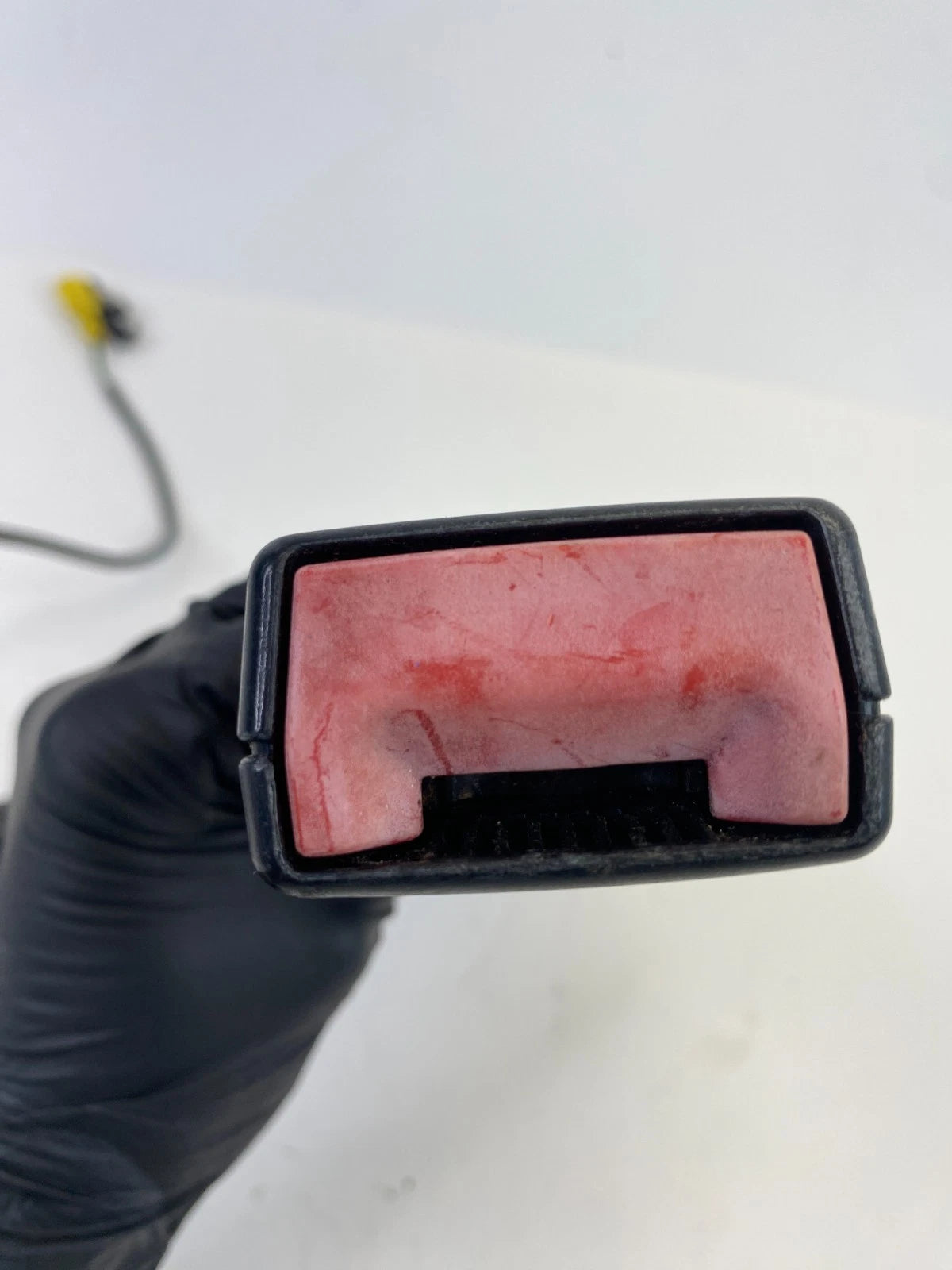 2007-2014 MERCEDES-BENZ CL550 COUPE FRONT LEFT DRIVER SIDE SEAT BELT BUCKLE OEM