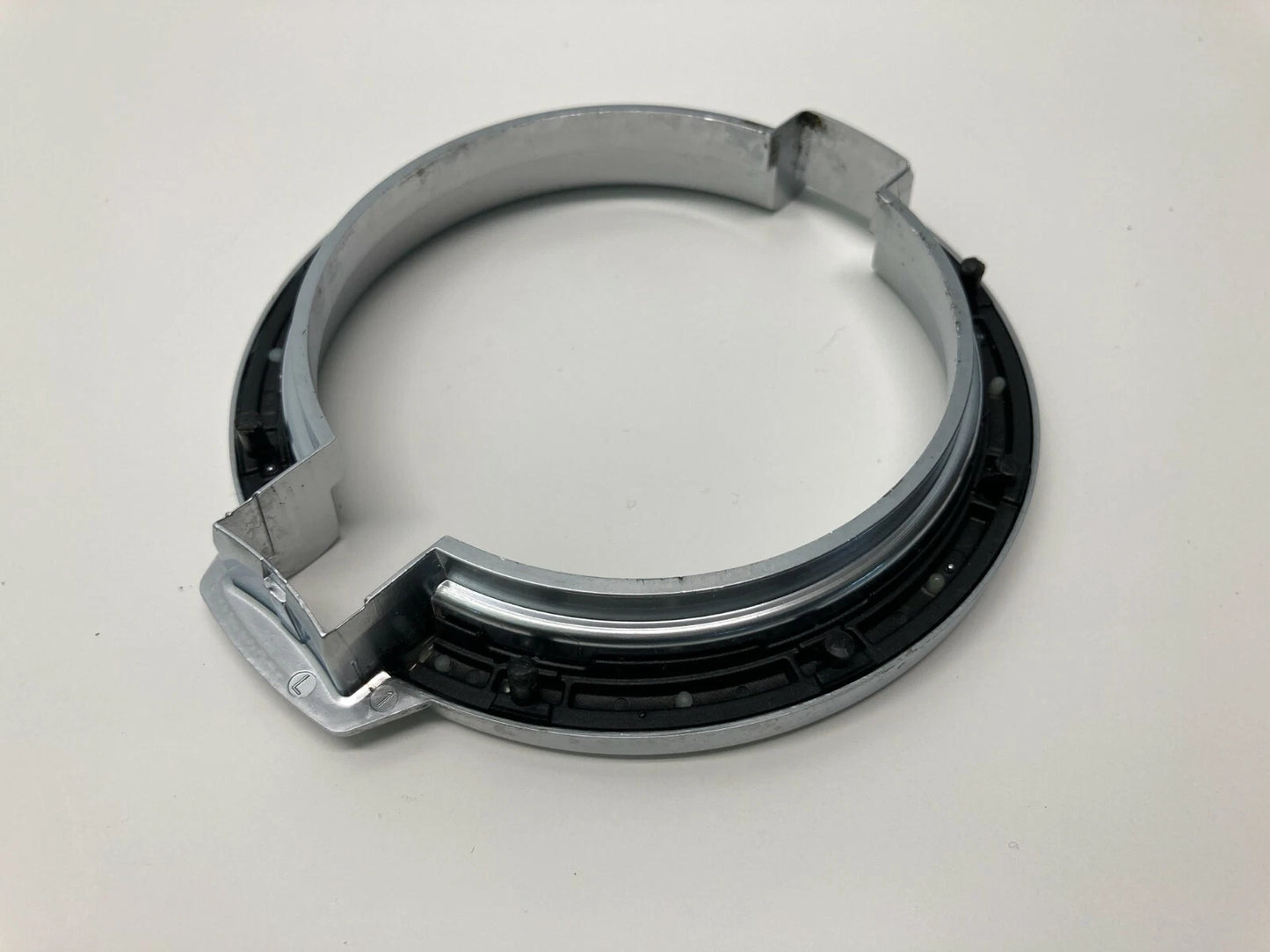 2002-2005 BMW 745I 745LI CENTER CONSOLE CUP HOLDER RING TRIM BEZEL MOLDING OEM