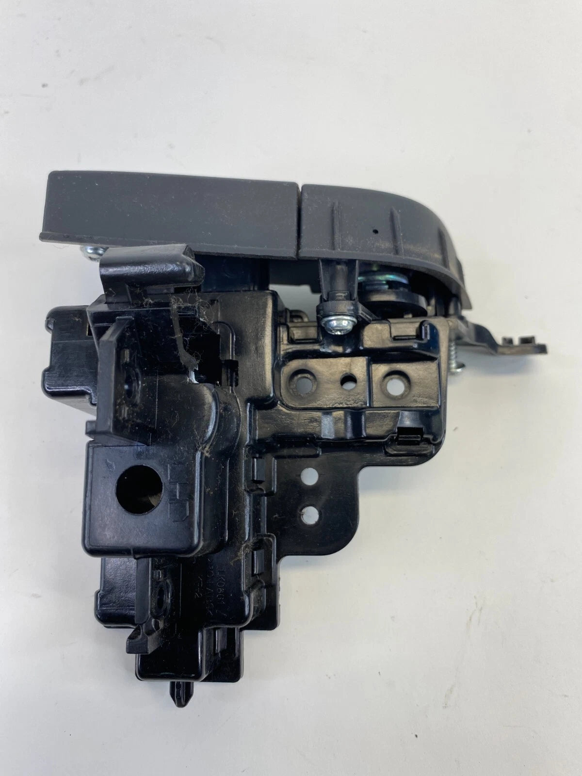 13-16 HYUNDAI SANTA FE GLOVE BOX COMPARTMENT LATCH LOCK HANDLE 84542-2W000 OEM
