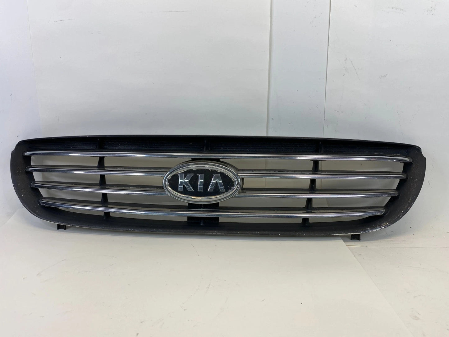 06 07 08 KIA OPTIMA FR BUMPER UPPER GRILL GRILLE CHROME W EMBLEM 86350-2G100 OEM