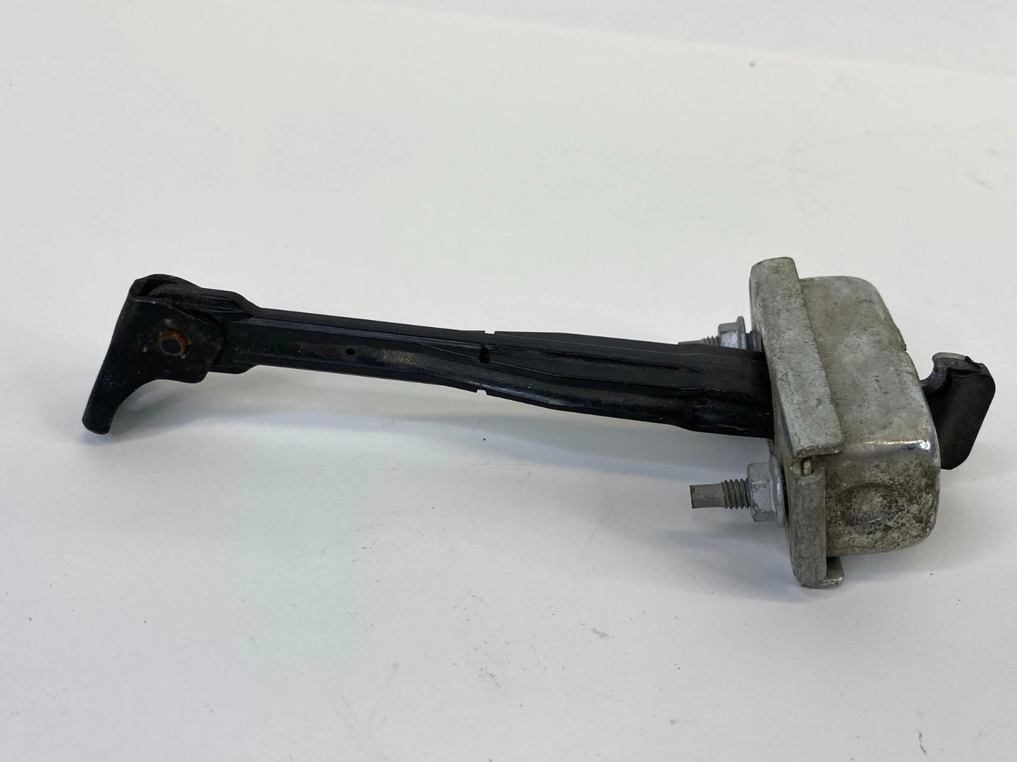 2011-2016 CHEVROLET CRUZE 2016 LIMITED REAR RIGHT DOOR CHECK STOP STOPPER DETENT