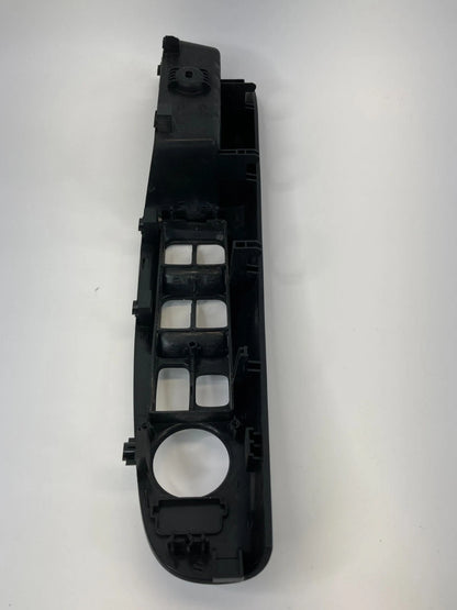 06-08 HYUNDAI SONATA FRONT LEFT DOOR WINDOW SWITCH TRIM BEZEL COVER 93570-3K000