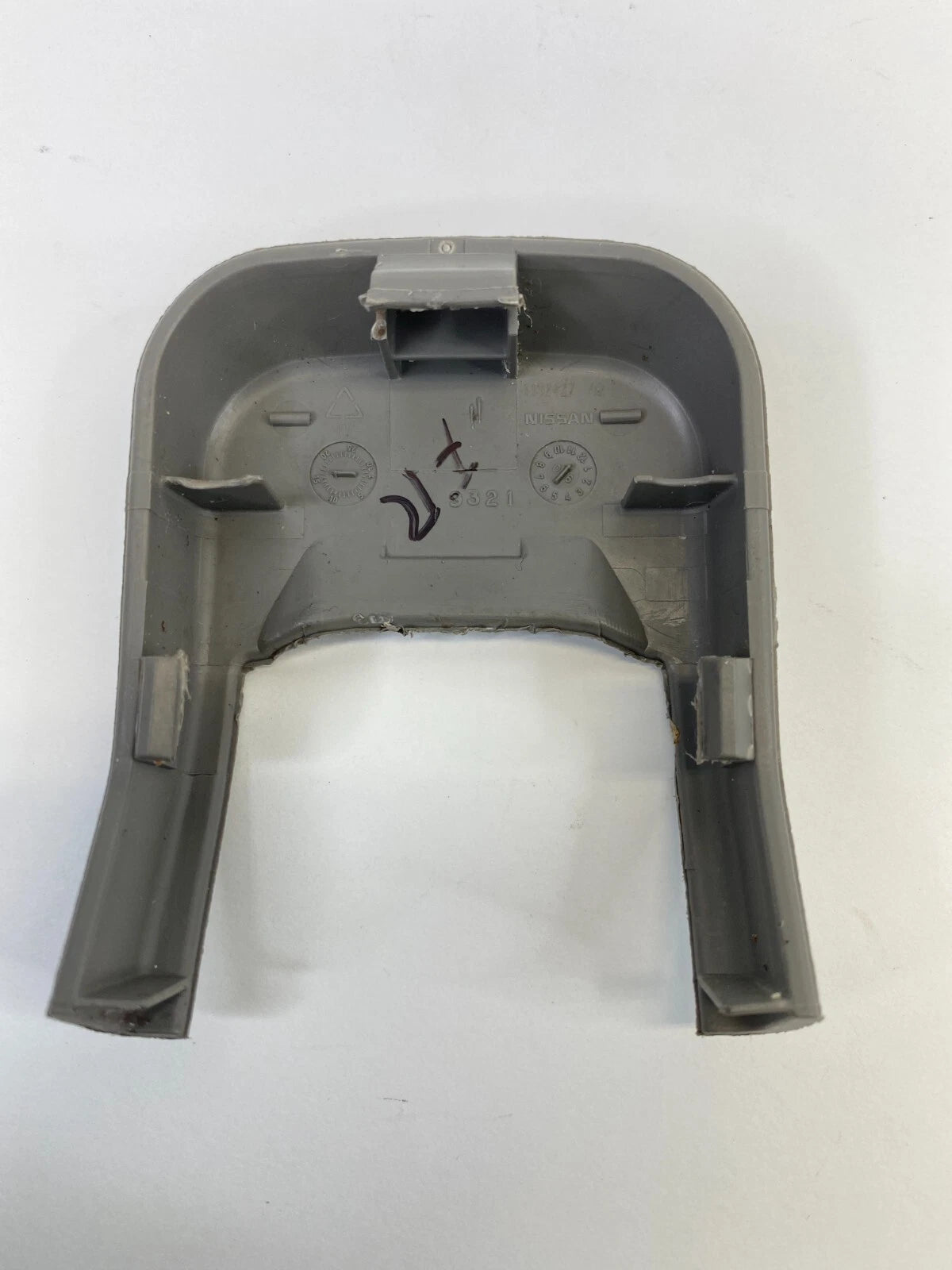 2007-2012 NISSAN ALTIMA RIGHT SIDE SEAT TRACK END COVER CAP TRIM BEZEL OEM
